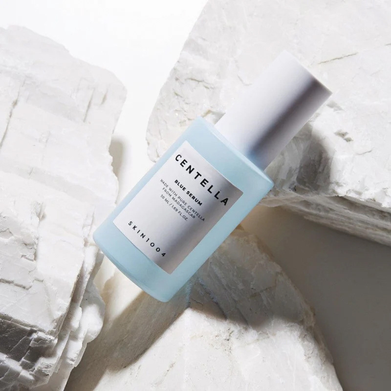 Centella asiatica voda s kyselinou hyaluronovou hydratuje, zlepšuje stav pokožky a zpevňuje pokožku 30 ml