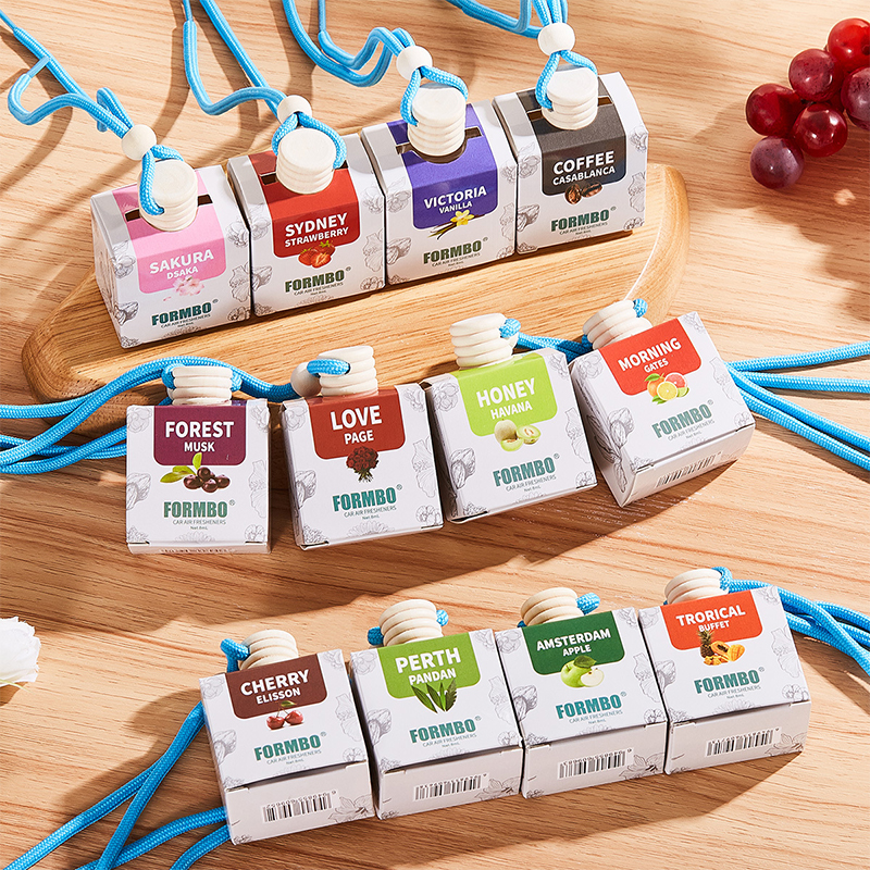 Parfém do auta Blossom & Berry - Závěsný osvěžovač vzduchu s přírodní květinovou a ovocnou esenci Luxusní doplňky do auta 8ml