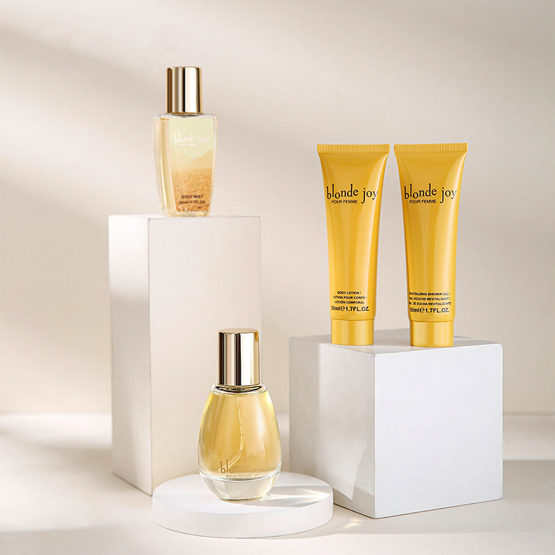 Dárková sada péče o pleť pro Bath Spa obsahuje tělové mléko se sprchovým gelem, tělovou mlhu a parfém pro ženy