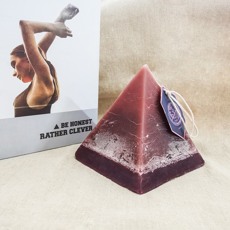 250g Luxusní křišťálová svíčka Ručně vyráběné vonné pyramidové svíčky Zodiac s krystaly